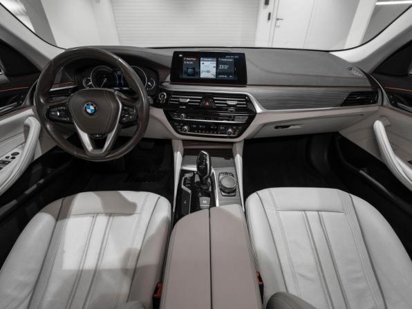 BMW 5 серии VII (G30/G31/G38) с пробегом 2017 года, цена 2 570 000 рублей, 145948 км, седан, Автокод Объявления