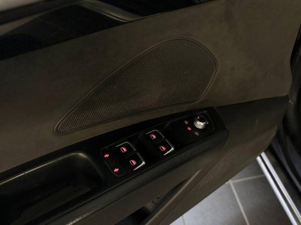Audi A8 III (D4) с пробегом 2014 года, цена 2 139 900 рублей, 201111 км, седан, Автокод Объявления