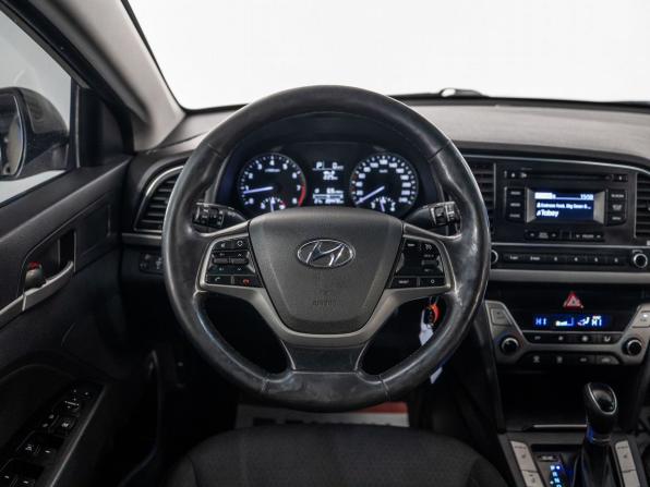 Hyundai Elantra VI (AD) Рестайлинг с пробегом 2018 года, цена 1 300 000 рублей, 204472 км, седан, Автокод Объявления