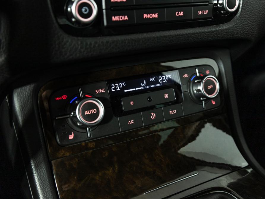 Volkswagen Touareg II Санкт-Петербург  - изображение 16