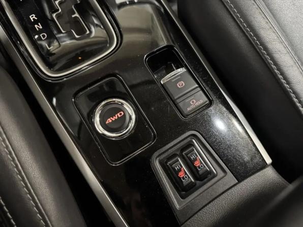 Mitsubishi Outlander III Рестайлинг 3 с пробегом 2019 года, цена 2 540 000 рублей, 135800 км, внедорожник, Автокод Объявления