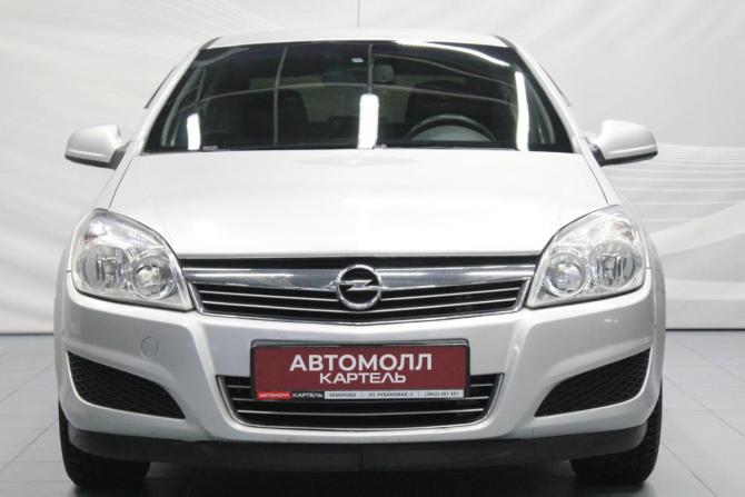 Opel Astra H Рестайлинг с пробегом 2012 года, цена 590 000 рублей, 233528 км, седан, Автокод Объявления