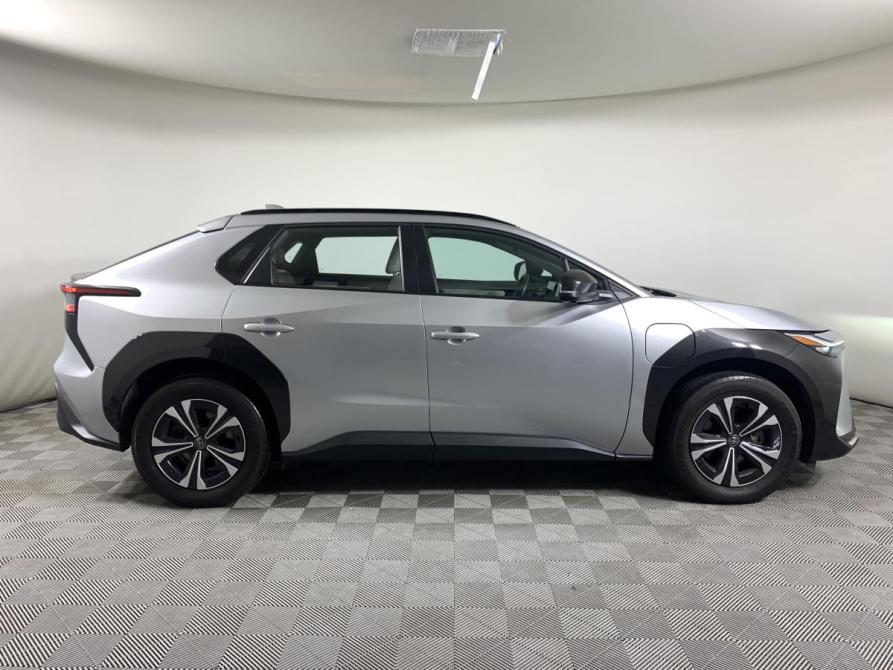Toyota bZ4X I Москва  - изображение 4