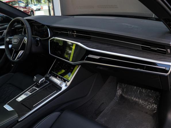 Audi A6 V (C8) Рестайлинг с пробегом 2025 года, цена 6 700 000 рублей, 3181 км, седан, Автокод Объявления