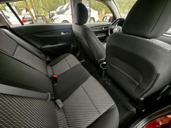 Kia Rio IV с пробегом 2018 года, цена 1 479 000 рублей, 130000 км, хэтчбек, Автокод Объявления
