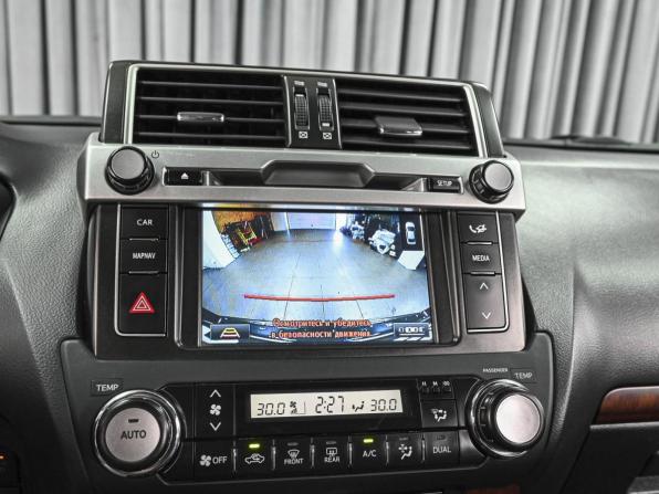 Toyota Land Cruiser Prado 150 Series Рестайлинг 1 с пробегом 2013 года, цена 3 640 000 рублей, 282400 км, внедорожник, Автокод Объявления