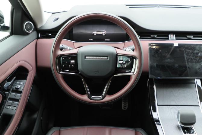 Land Rover Range Rover Evoque II Рестайлинг с пробегом 2025 года, цена 5 990 000 рублей, 21 км, внедорожник, Автокод Объявления