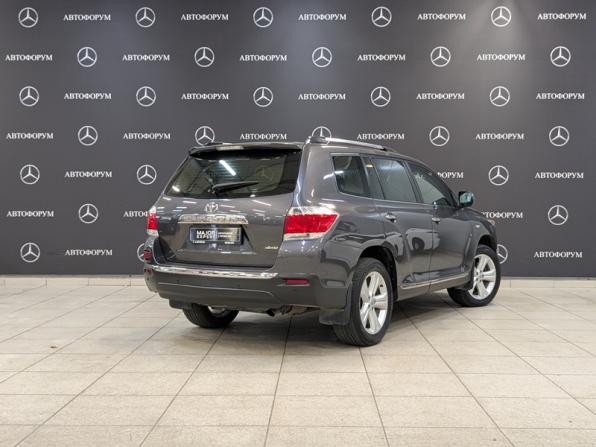 Toyota Highlander II (XU40) Рестайлинг с пробегом 2011 года, цена 2 450 000 рублей, 132600 км, внедорожник, Автокод Объявления