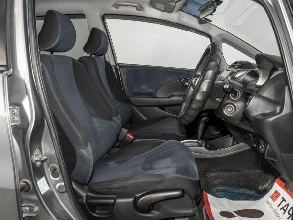 Honda Fit II с пробегом 2009 года, цена 775 000 рублей, 156245 км, хэтчбек, Автокод Объявления