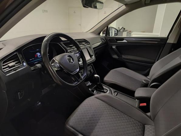 Volkswagen Tiguan II с пробегом 2017 года, цена 2 388 000 рублей, 193040 км, внедорожник, Автокод Объявления
