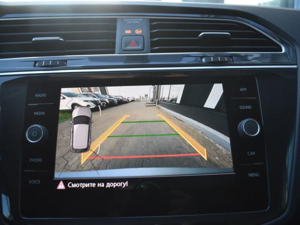 Volkswagen Tiguan II с пробегом 2018 года, цена 2 350 000 рублей, 69683 км, внедорожник, Автокод Объявления