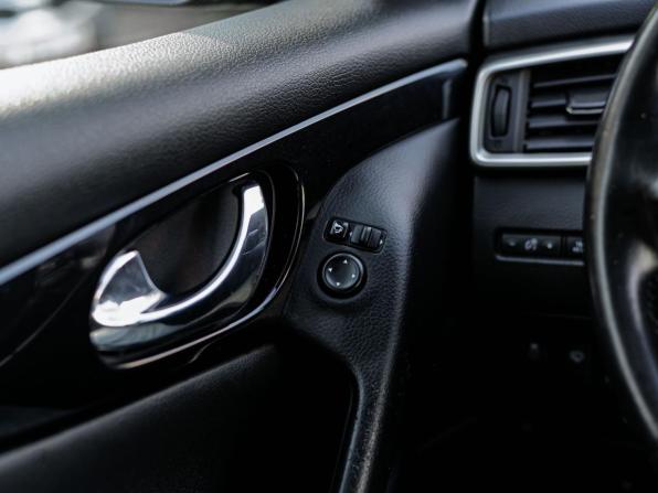 Nissan Qashqai II с пробегом 2014 года, цена 1 330 000 рублей, 118911 км, внедорожник, Автокод Объявления