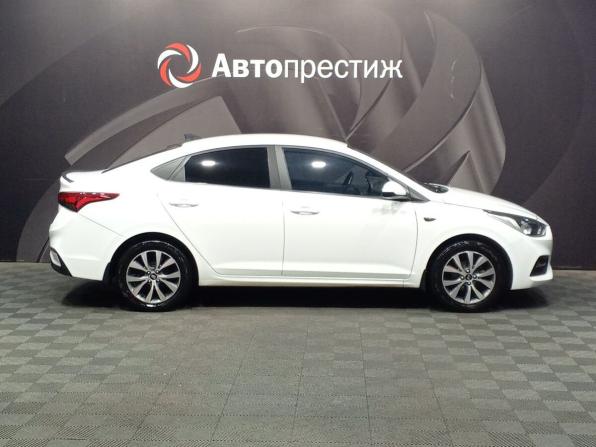 Hyundai Solaris I Рестайлинг с пробегом 2017 года, цена 1 230 000 рублей, 148000 км, седан, Автокод Объявления