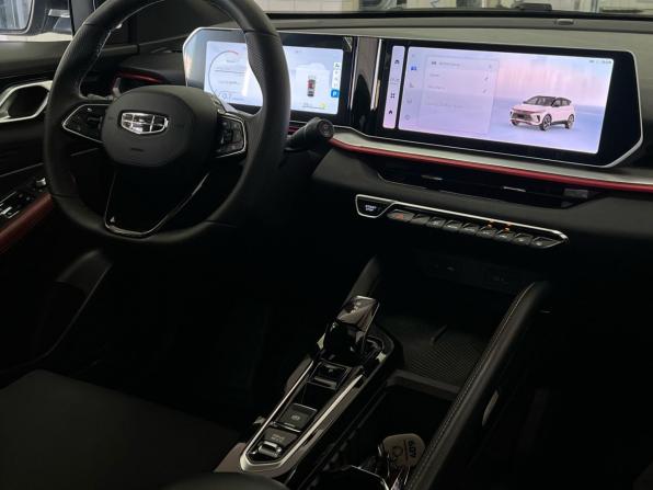 Geely Coolray I Рестайлинг с пробегом 2024 года, цена 1 867 000 рублей, 115690 км, внедорожник, Автокод Объявления