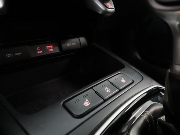Kia Rio IV с пробегом 2019 года, цена 1 532 000 рублей, 75479 км, хэтчбек, Автокод Объявления