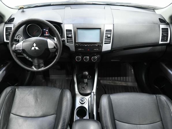 Mitsubishi Outlander II Рестайлинг с пробегом 2012 года, цена 1 419 900 рублей, 199520 км, внедорожник, Автокод Объявления