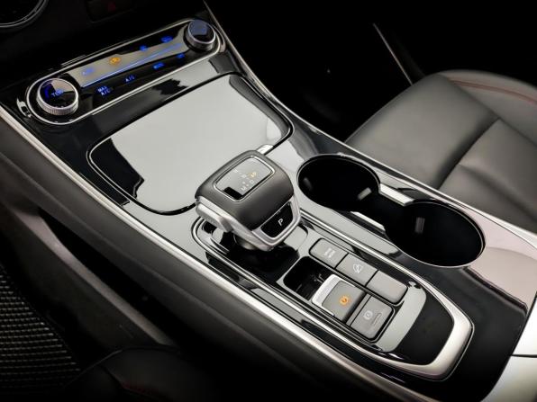 Forthing T5 EVO с пробегом 2024 года, цена 2 200 000 рублей, 19295 км, внедорожник, Автокод Объявления