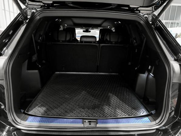 Volkswagen Teramont II (China Market) с пробегом 2025 года, цена 6 250 000 рублей, 10100 км, внедорожник, Автокод Объявления