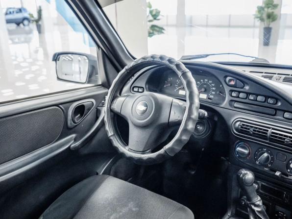 Chevrolet Niva I Рестайлинг с пробегом 2012 года, цена 284 000 рублей, 205340 км, внедорожник, Автокод Объявления