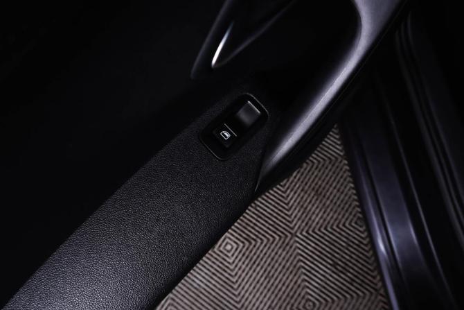 Volkswagen Polo V с пробегом 2015 года, цена 949 000 рублей, 203000 км, седан, Автокод Объявления