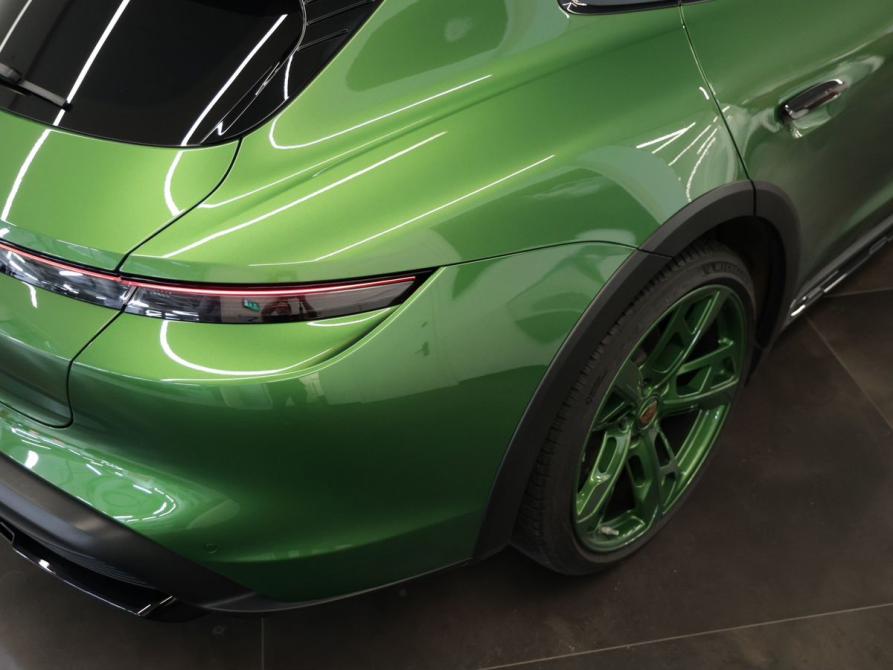 Porsche Taycan I Москва  - изображение 21