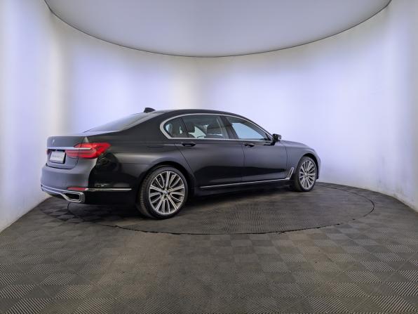 BMW 7 серии VI (G11/G12) с пробегом 2016 года, цена 2 950 000 рублей, 179329 км, седан, Автокод Объявления