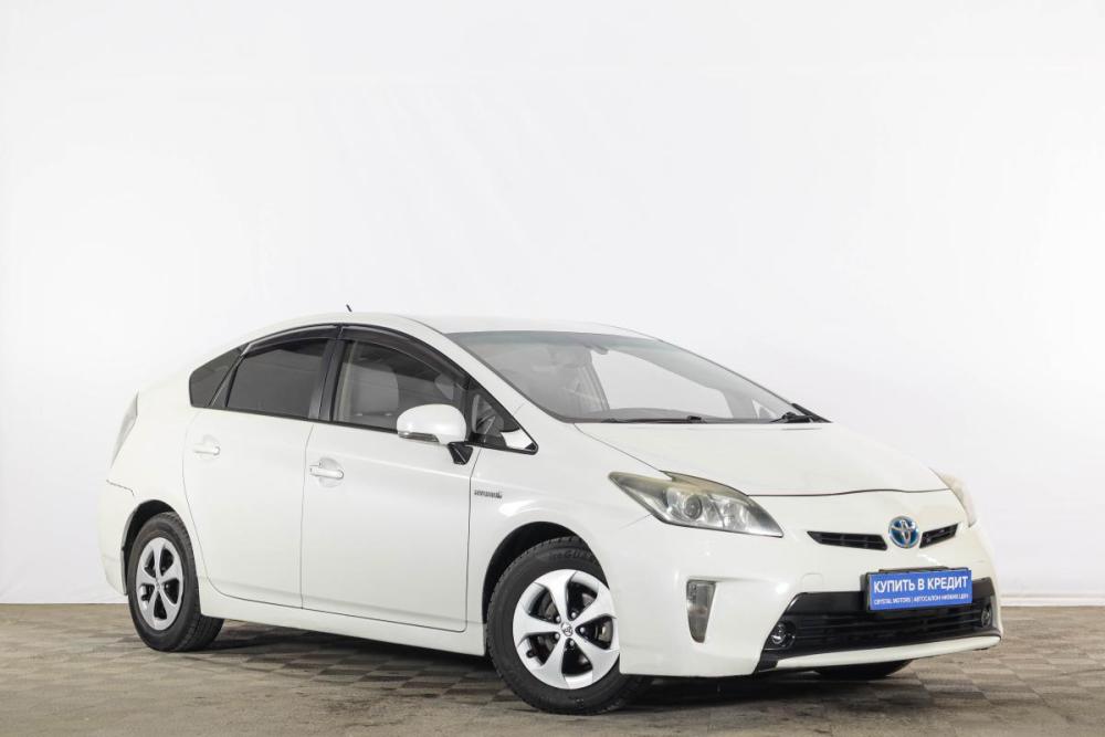 Toyota Prius III (XW30) Тюмень  - изображение 1