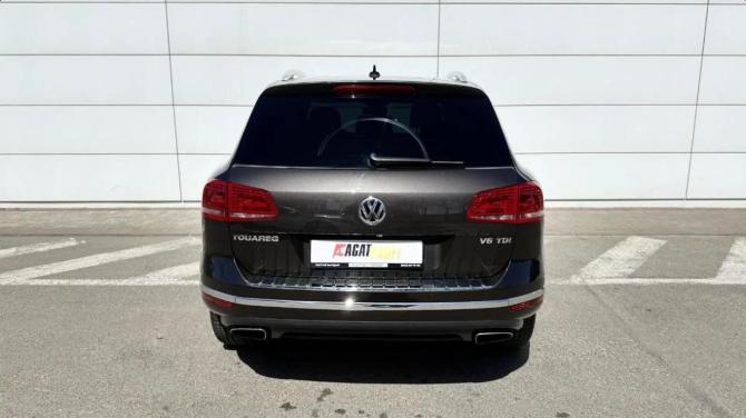 Volkswagen Touareg II Рестайлинг с пробегом 2015 года, цена 2 490 000 рублей, 284000 км, внедорожник, Автокод Объявления