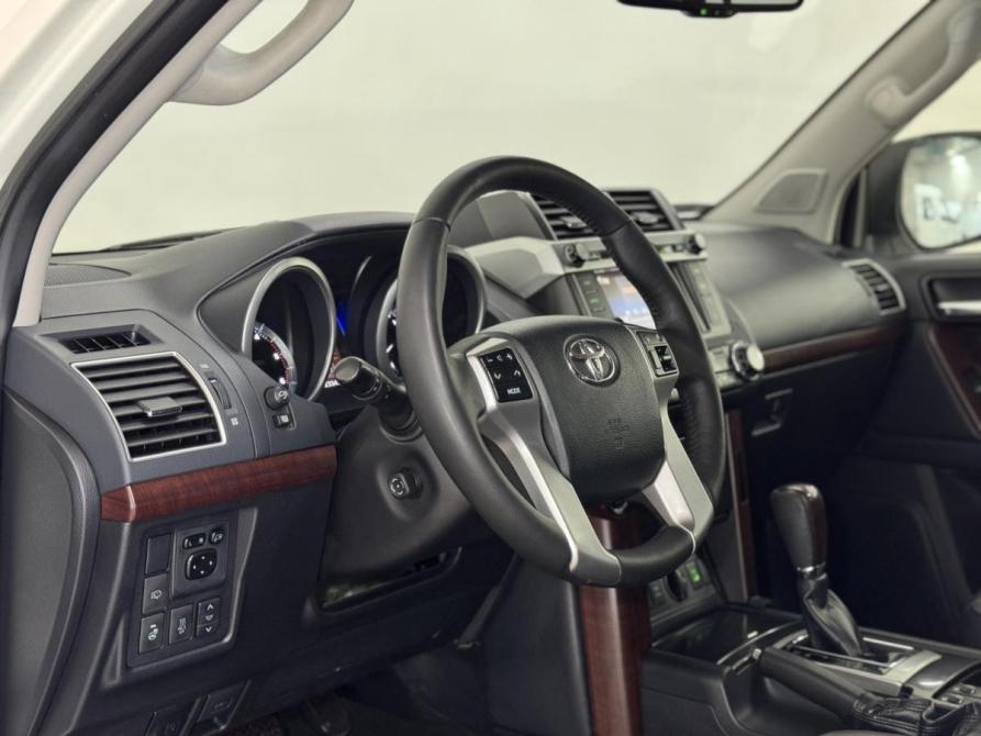 Toyota Land Cruiser Prado 150 Series Рестайлинг 1 Нижний Новгород  - изображение 12