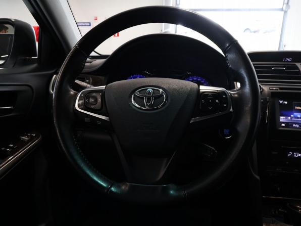 Toyota Camry VII (XV50) Рестайлинг 2 с пробегом 2018 года, цена 2 790 000 рублей, 68782 км, седан, Автокод Объявления