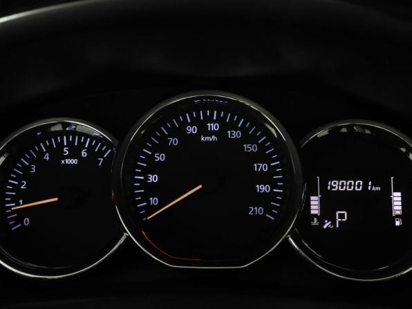 Renault Logan II Рестайлинг с пробегом 2021 года, цена 1 050 000 рублей, 185846 км, седан, Автокод Объявления