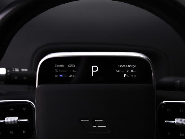 Li Auto (Lixiang) L9 I с пробегом 2023 года, цена 5 799 777 рублей, 78022 км, внедорожник, Автокод Объявления