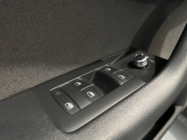 Audi A3 II (8P) Рестайлинг 2 с пробегом 2012 года, цена 750 000 рублей, 212893 км, хэтчбек, Автокод Объявления