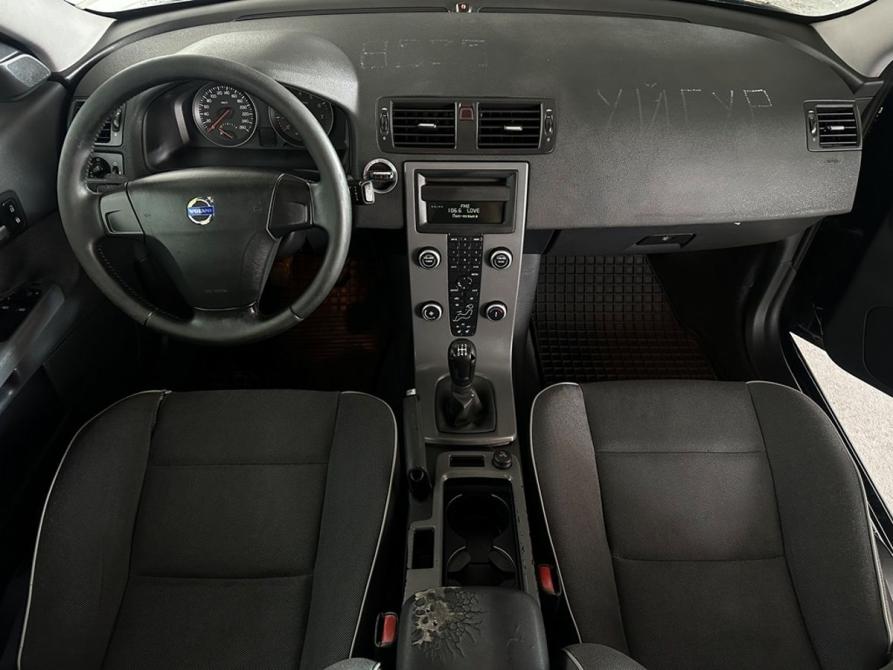 Volvo C30 I Москва  - изображение 9