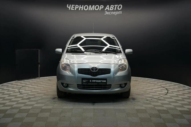 Toyota Yaris II с пробегом 2008 года, цена 664 000 рублей, 226457 км, хэтчбек, Автокод Объявления
