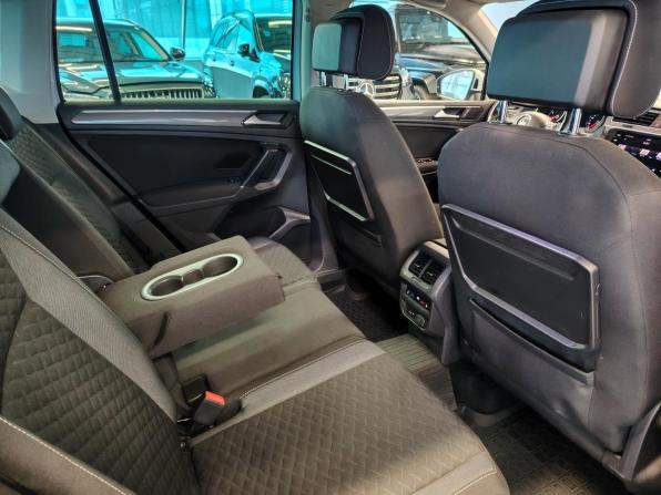 Volkswagen Tiguan II с пробегом 2018 года, цена 2 173 000 рублей, 156300 км, внедорожник, Автокод Объявления