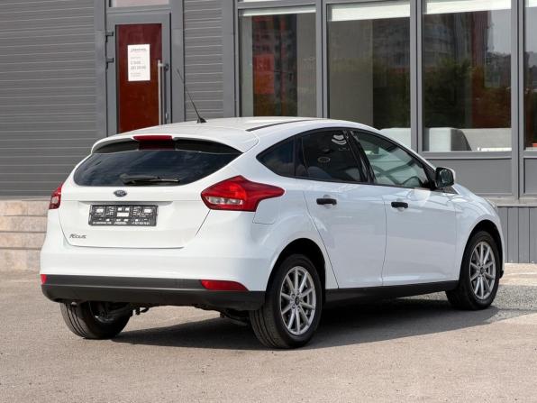 Ford Focus III Рестайлинг с пробегом 2015 года, цена 940 000 рублей, 109600 км, седан, Автокод Объявления
