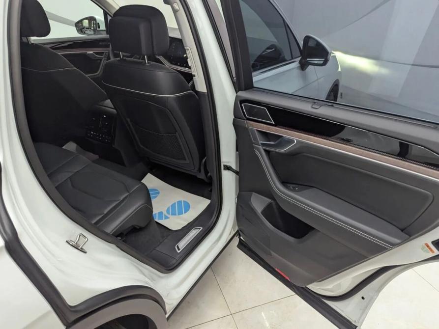 Volkswagen Touareg III Рестайлинг Воронеж  - изображение 23