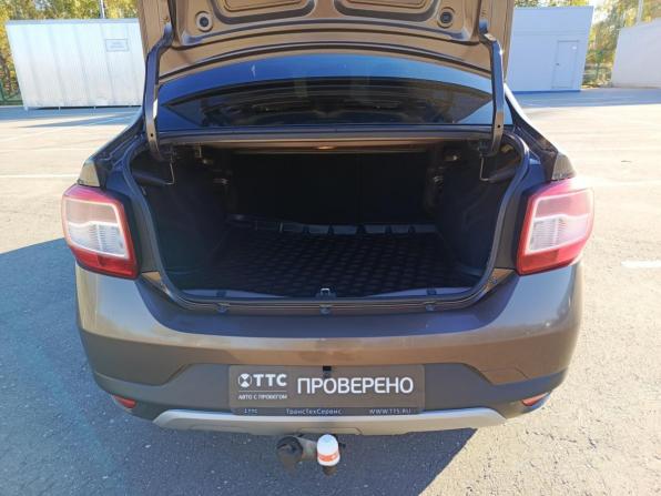 Renault Logan II Рестайлинг с пробегом 2019 года, цена 946 000 рублей, 164078 км, седан, Автокод Объявления