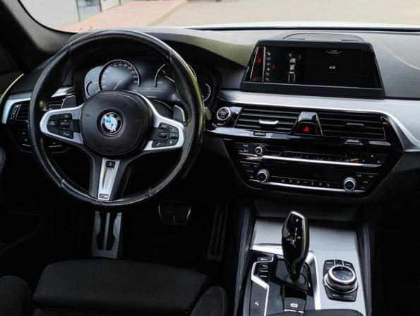 BMW 5 серии VII (G30/G31/G38) с пробегом 2018 года, цена 3 150 000 рублей, 113404 км, седан, Автокод Объявления