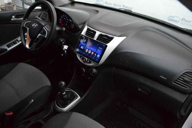 Hyundai Solaris I с пробегом 2014 года, цена 715 000 рублей, 170600 км, седан, Автокод Объявления