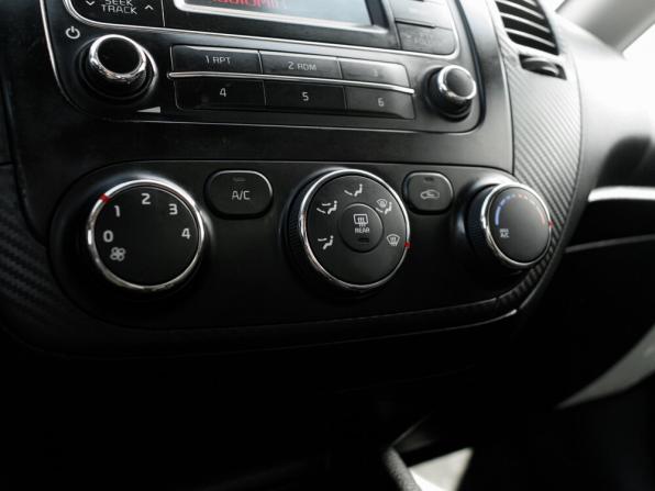 Kia Cerato III с пробегом 2013 года, цена 940 000 рублей, 229446 км, седан, Автокод Объявления