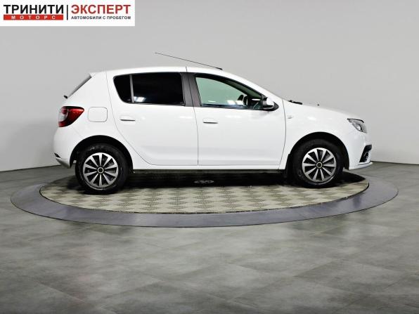 Renault Sandero II Рестайлинг с пробегом 2020 года, цена 1 167 000 рублей, 66859 км, хэтчбек, Автокод Объявления