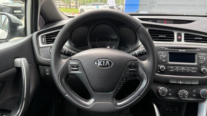 Kia Ceed II с пробегом 2013 года, цена 920 000 рублей, 146980 км, хэтчбек, Автокод Объявления