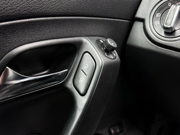 Volkswagen Polo V с пробегом 2011 года, цена 559 000 рублей, 187227 км, седан, Автокод Объявления