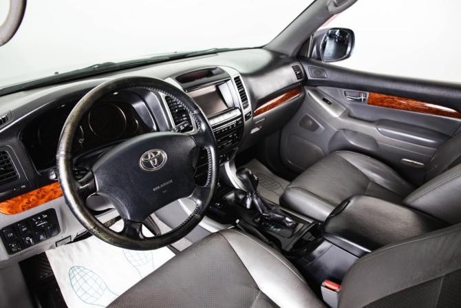 Toyota Land Cruiser Prado 120 Series с пробегом 2006 года, цена 1 999 000 рублей, 317000 км, внедорожник, Автокод Объявления