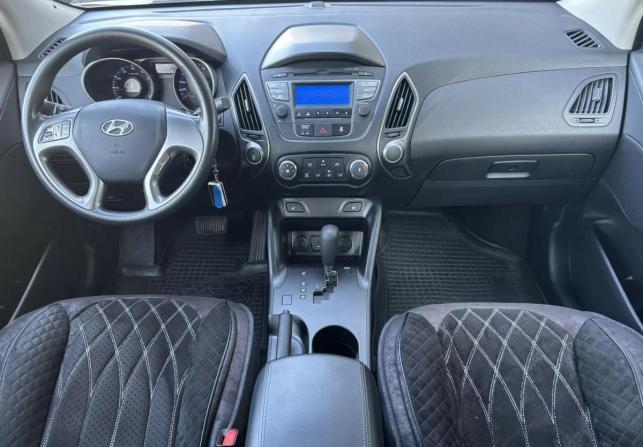 Hyundai ix35 I Рестайлинг с пробегом 2014 года, цена 1 300 000 рублей, 105000 км, внедорожник, Автокод Объявления