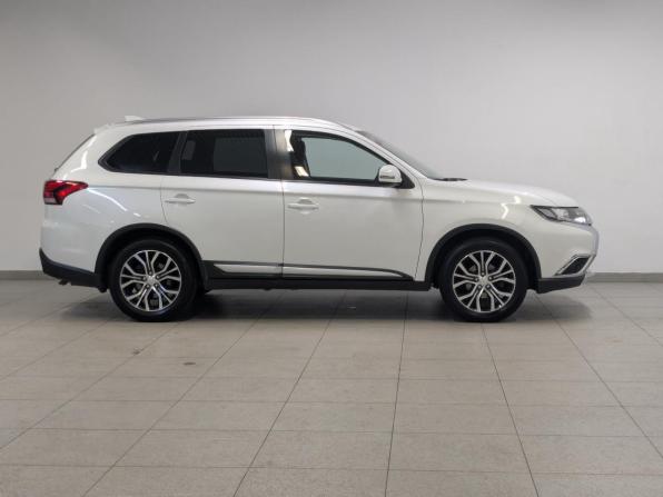 Mitsubishi Outlander III Рестайлинг 2 с пробегом 2018 года, цена 2 190 000 рублей, 51500 км, внедорожник, Автокод Объявления