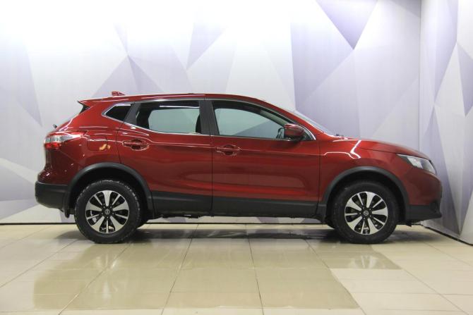 Nissan Qashqai II с пробегом 2018 года, цена 1 798 600 рублей, 84620 км, внедорожник, Автокод Объявления