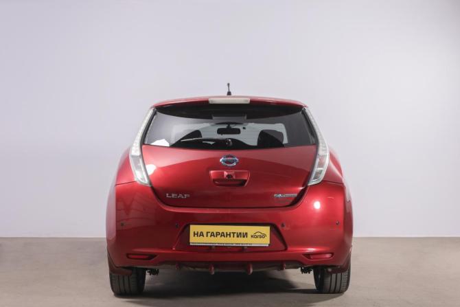 Nissan Leaf I (ZE0/AZE0) с пробегом 2014 года, цена 549 000 рублей, 175000 км, хэтчбек, Автокод Объявления